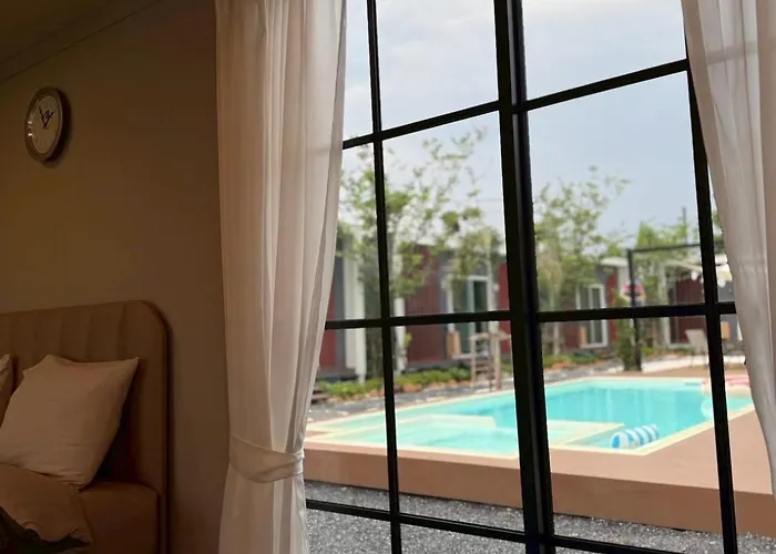 D Glamor Phutthamonthon Sai 1 ,southern Bus Terminal, 4* Bangkok