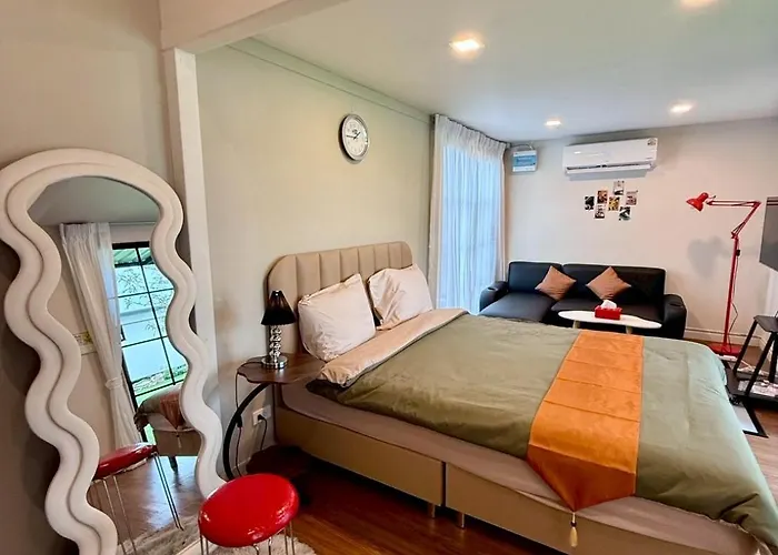 Hotel D Glamor Phutthamonthon Sai 1 ,southern Bus Terminal, 4*