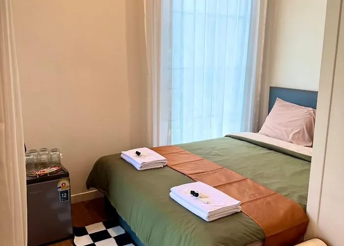 D Glamor Phutthamonthon Sai 1 ,southern Bus Terminal, 4* Bangkok
