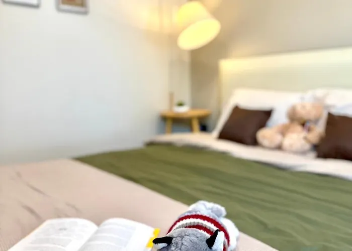 D Glamor Phutthamonthon Sai 1 ,southern Bus Terminal, 4*